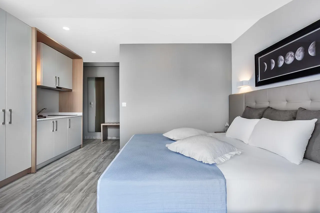 Nymphes Deluxe Accommodation Pefkochori 3*,