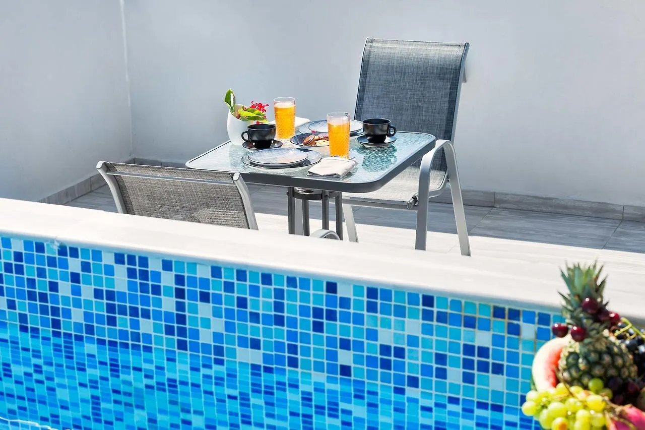 Nymphes Deluxe Accommodation Pefkochori 3*,  Grecia