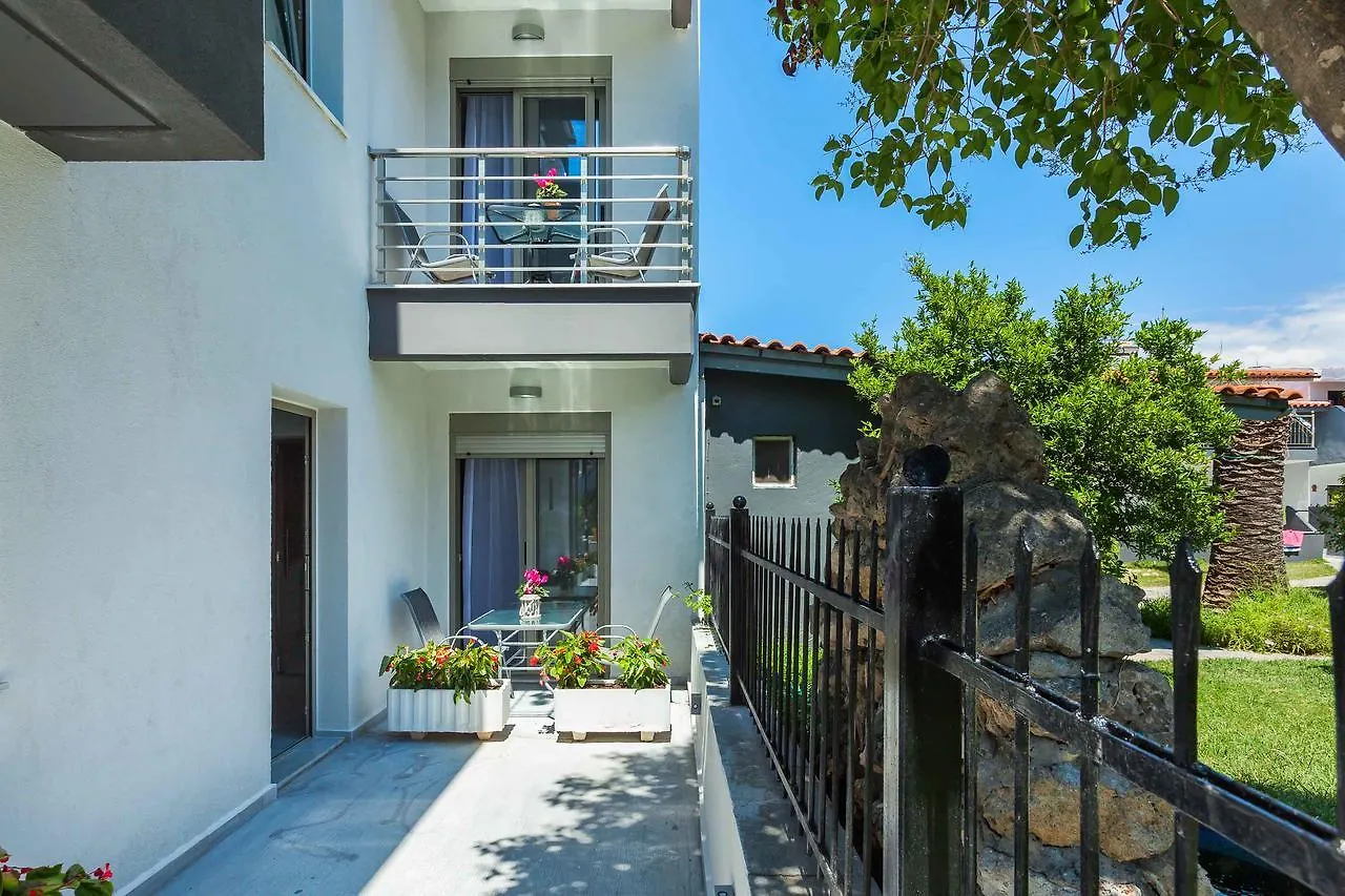 *** Hotel Nymphes Deluxe Accommodation Pefkochori Greece