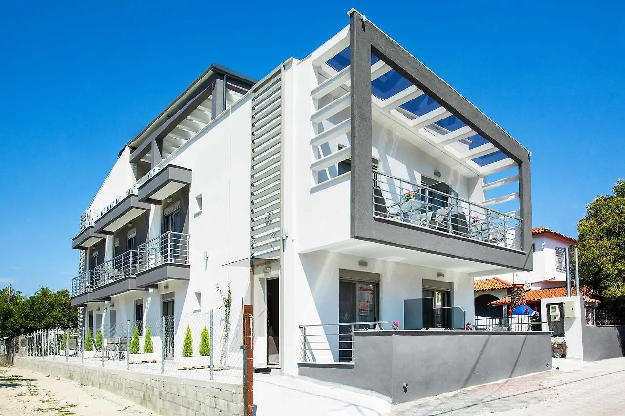 Nymphes Deluxe Accommodation Pefkochori Hotel